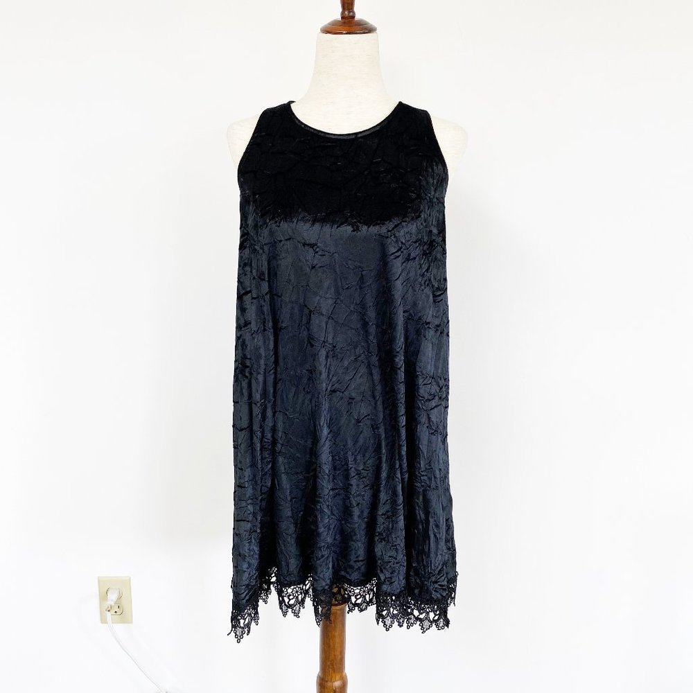 Altar'd State Black Velvet Sleeveless Lace Dress M